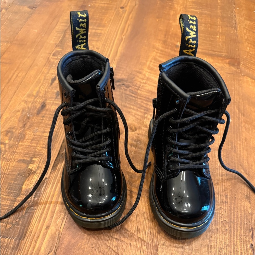 Dr. Martens kids boot